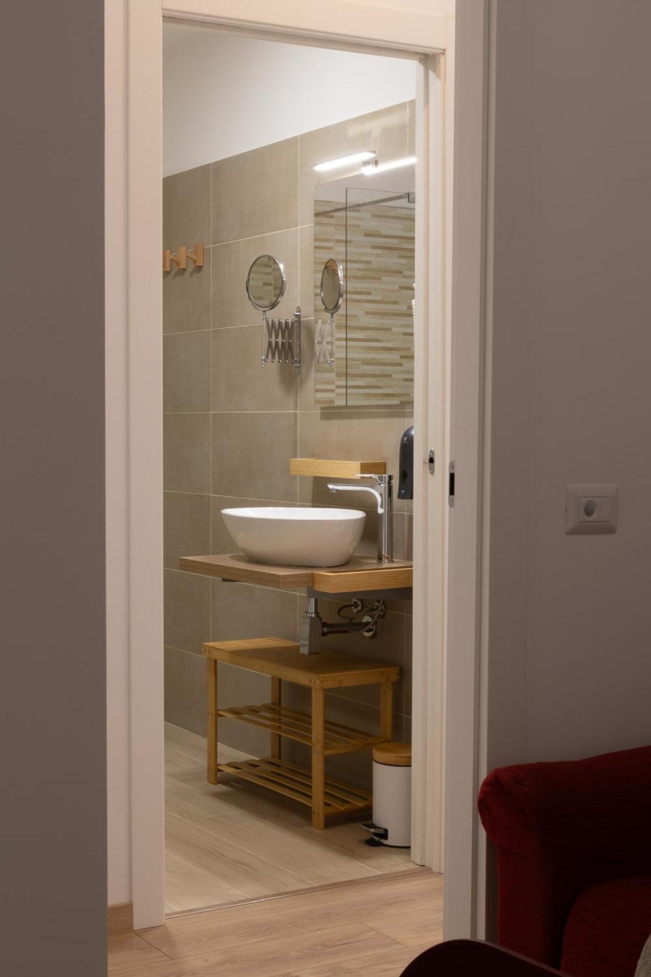 433 Rooms Roma Exterior photo